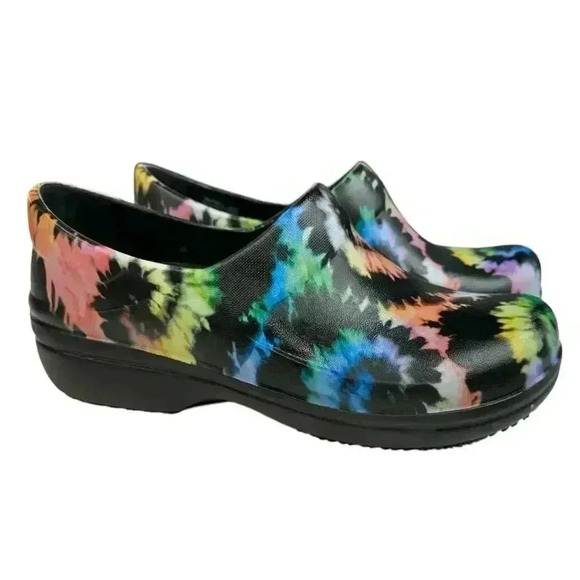 Crocs Neria Pro II Clog Shoes Womens Sz 8 Medical Nursing Tie Dye Slip Resistant - Picture 1 of 9
